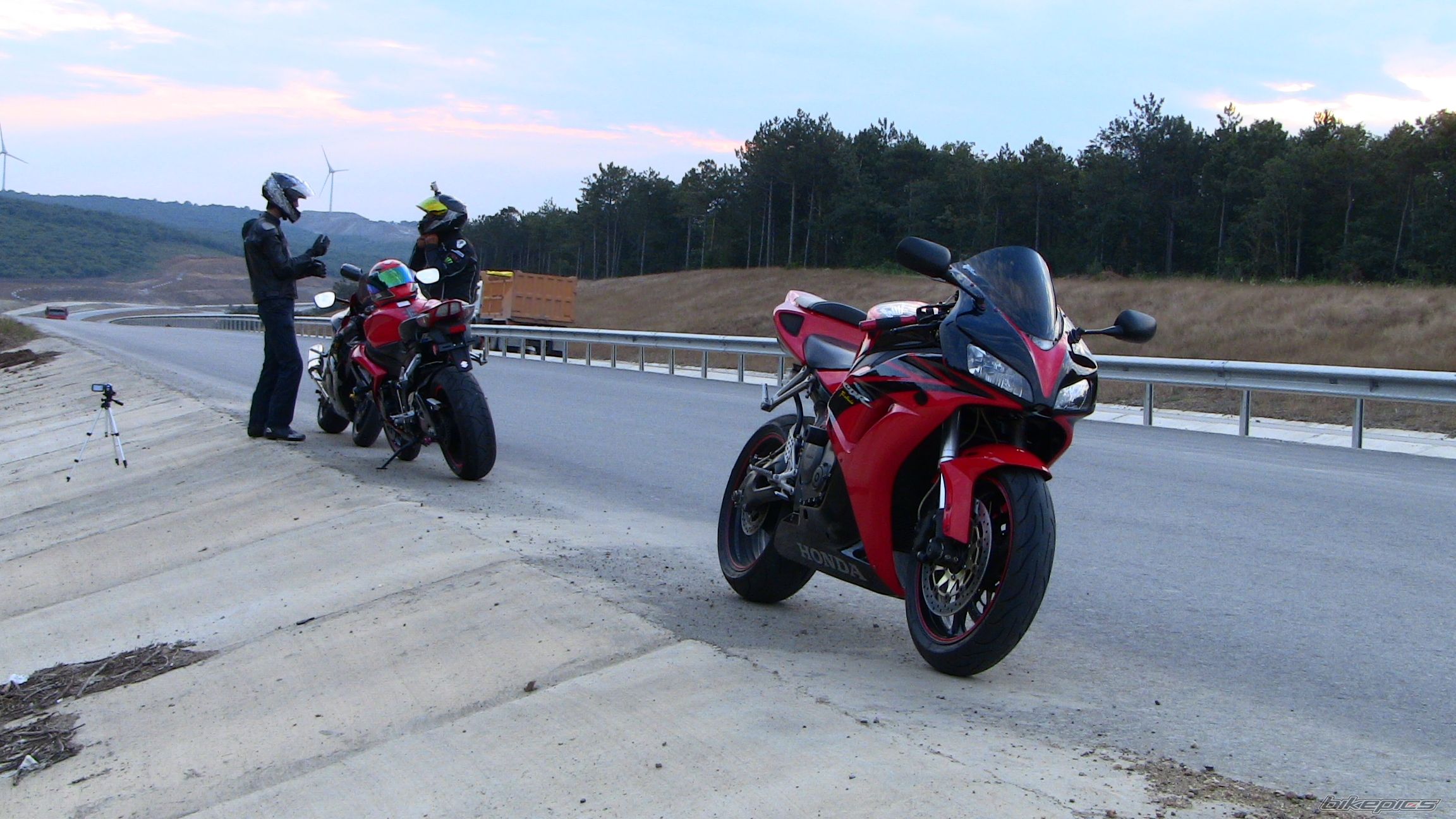 Bike Photo 2010888