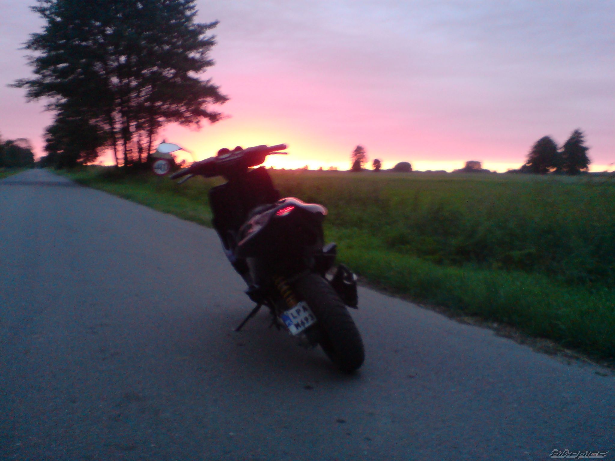 Bike Photo 2010949