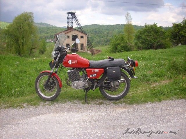 Bike Photo 2012051