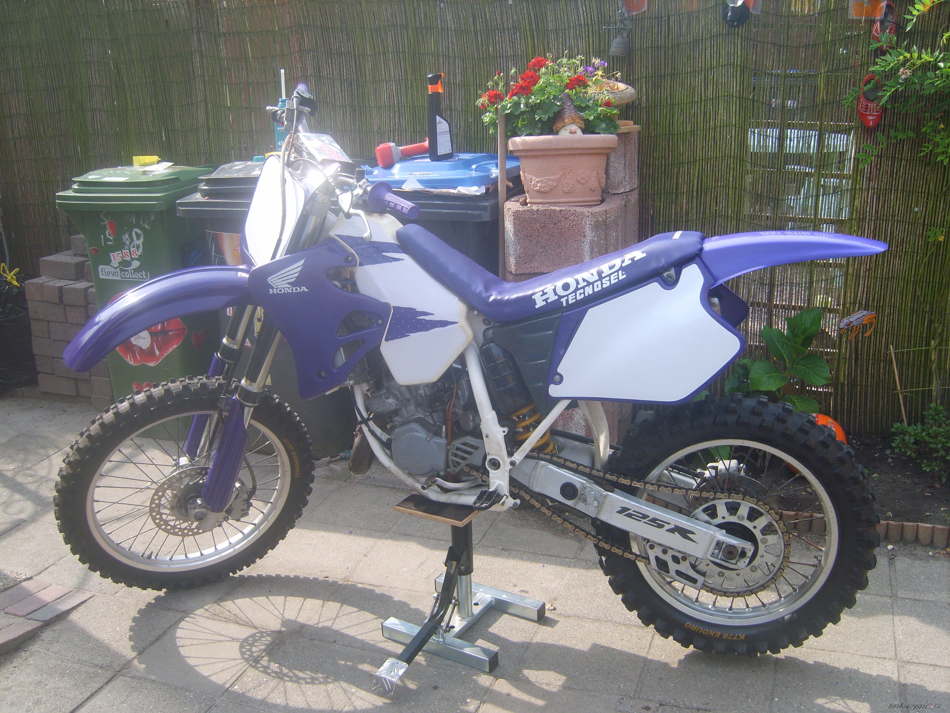 Photo 2012146