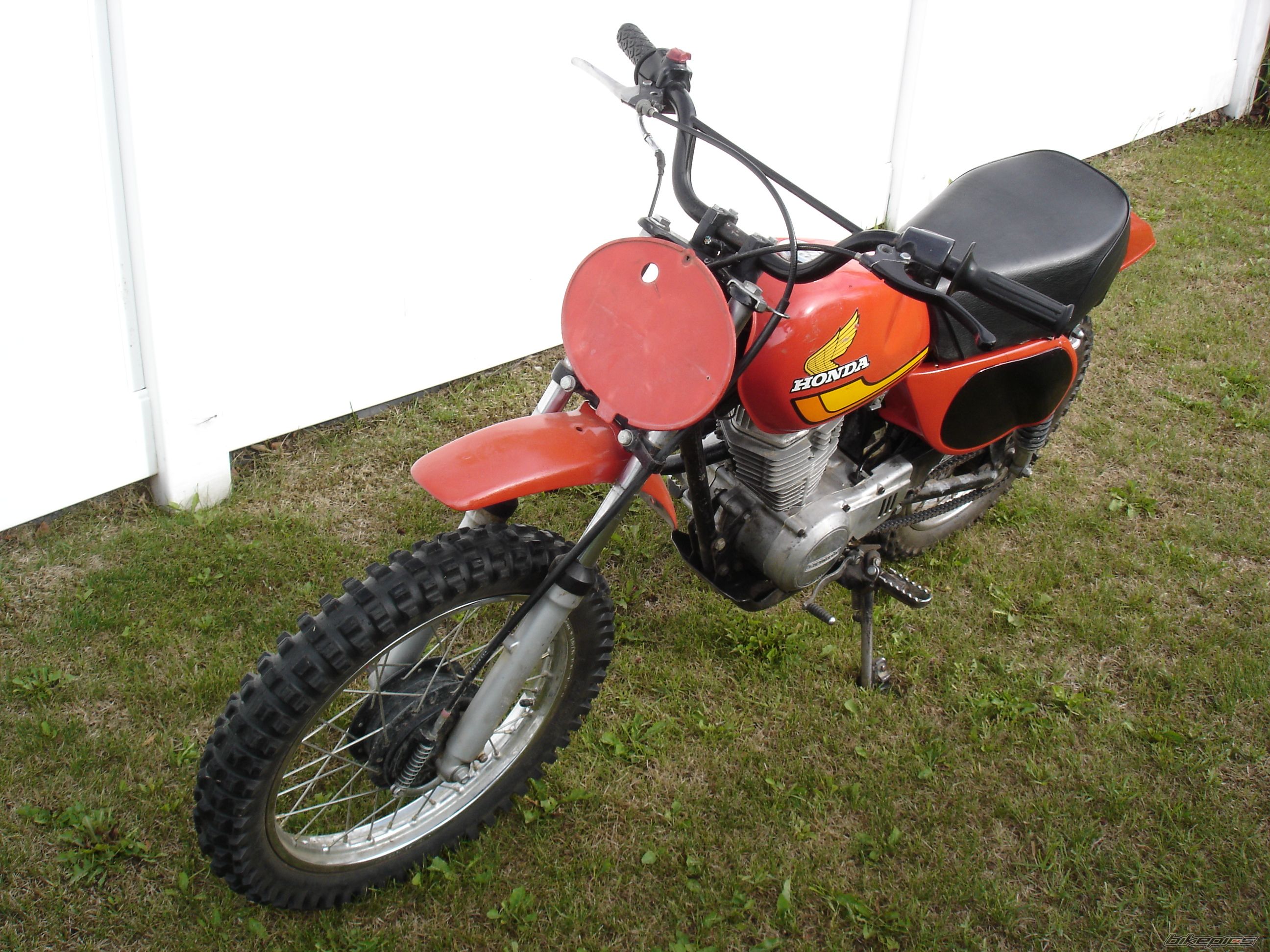 Bike Photo 2012380
