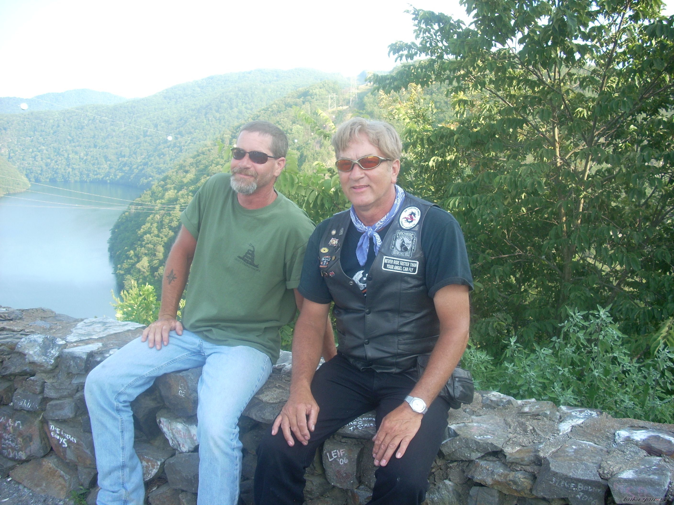 Photo 2012386