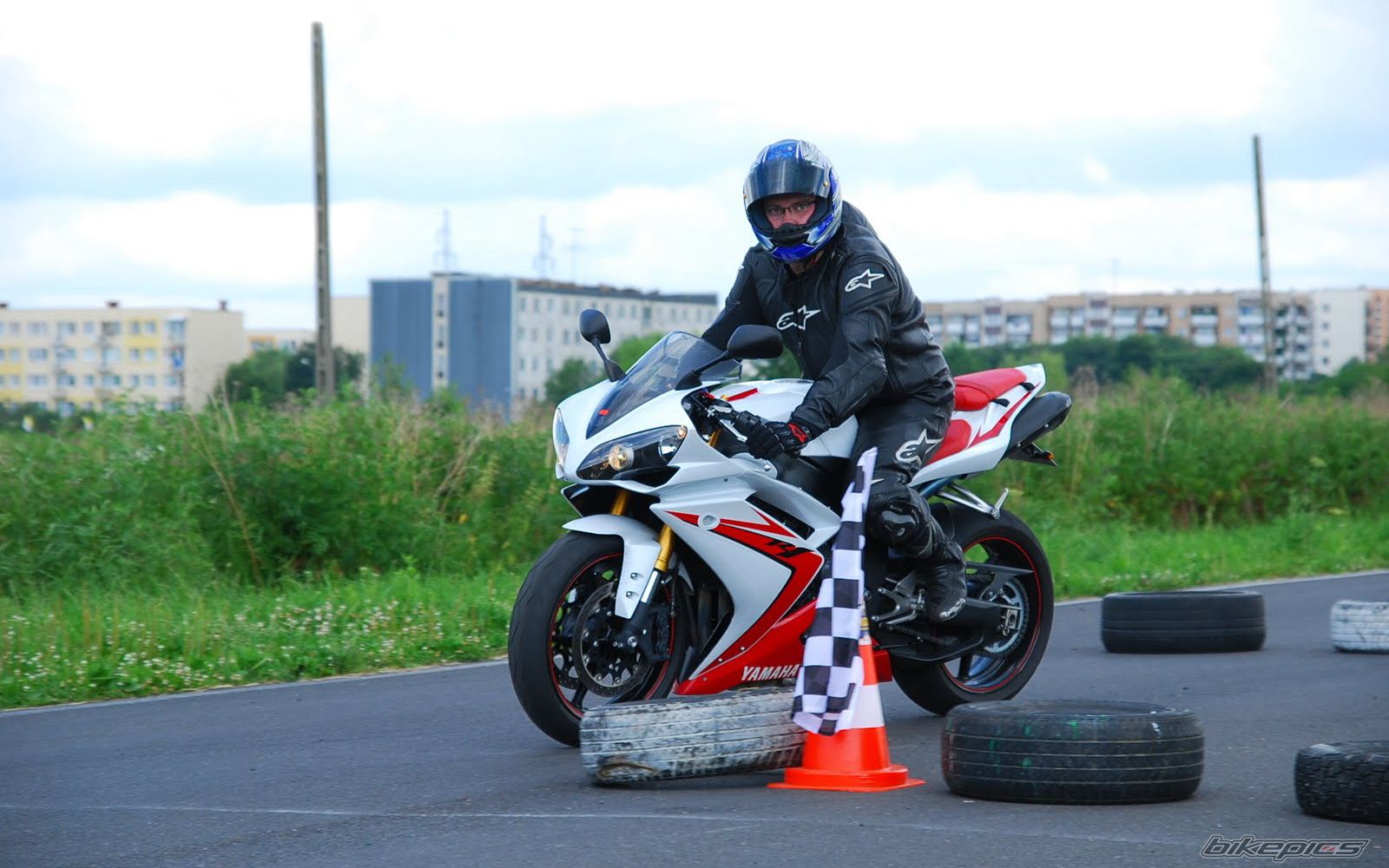 Bike Photo 2012520