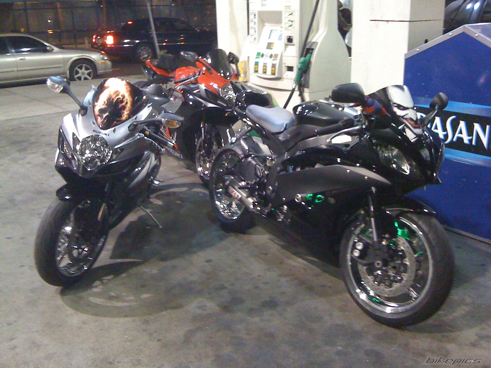 Photo 2012773