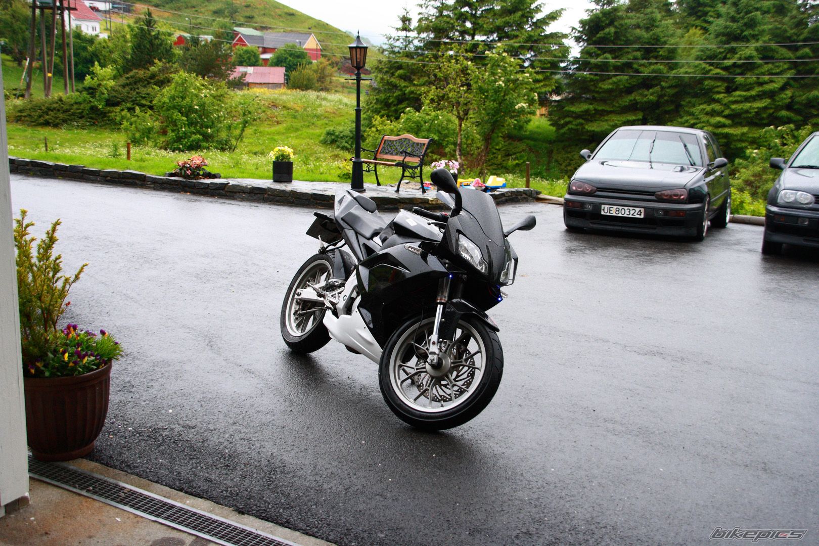 Bike Photo 2012905
