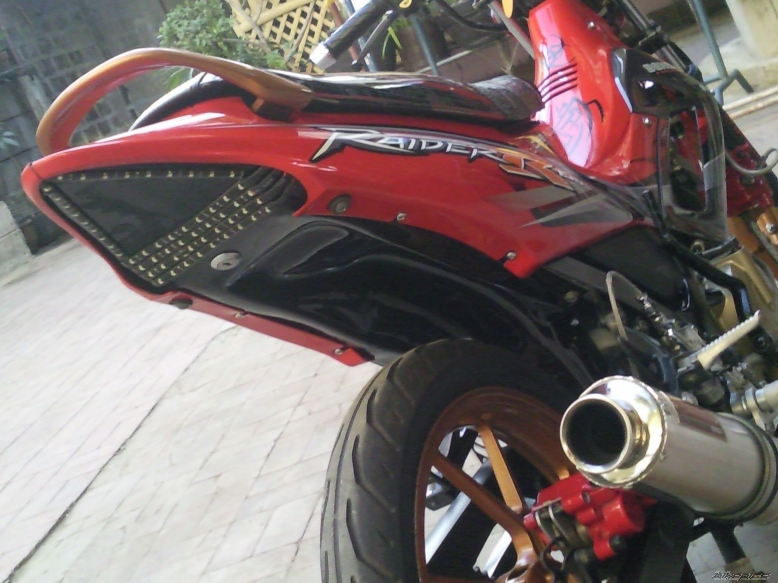 Photo 2012940