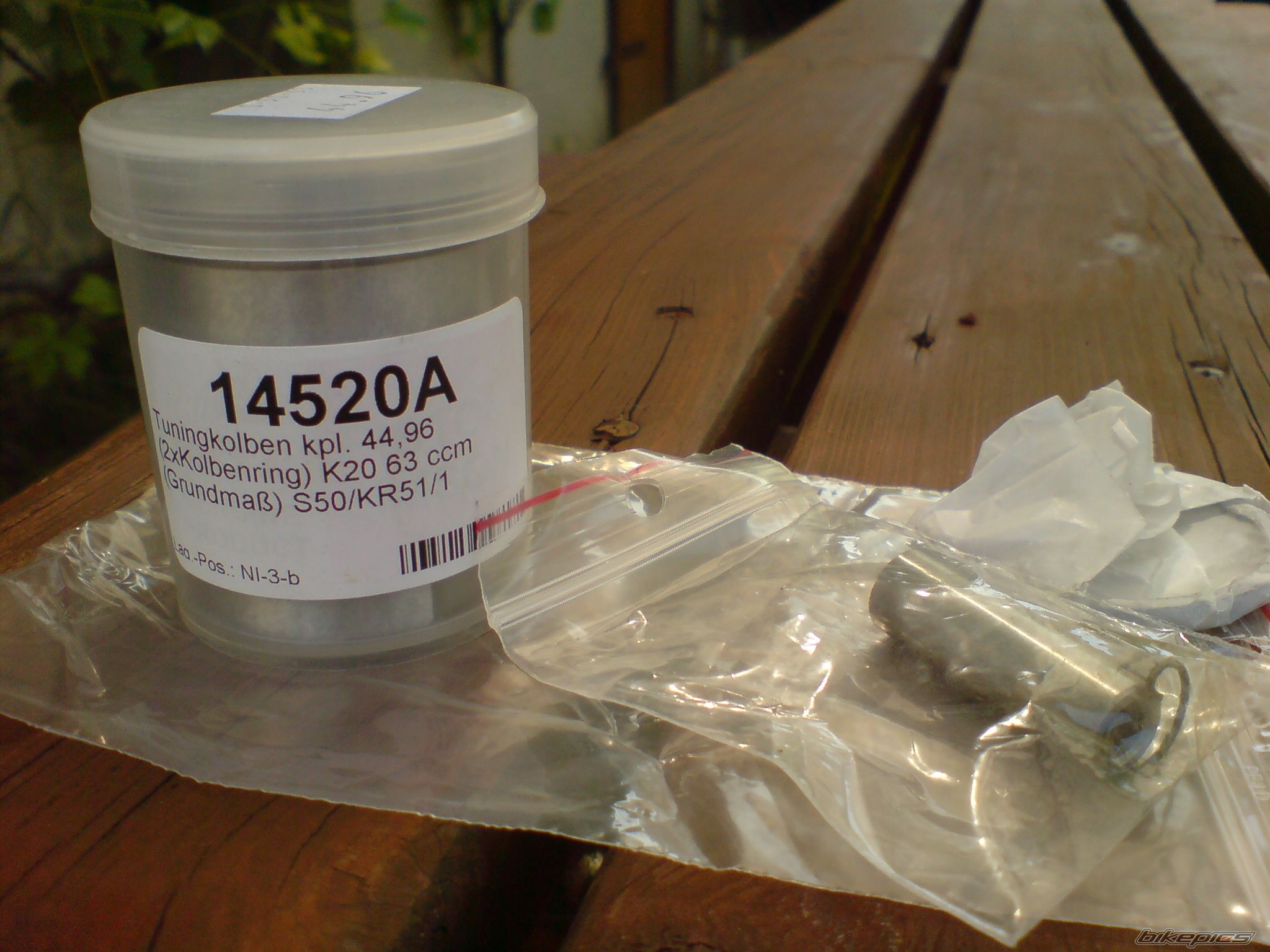 Photo 2013370