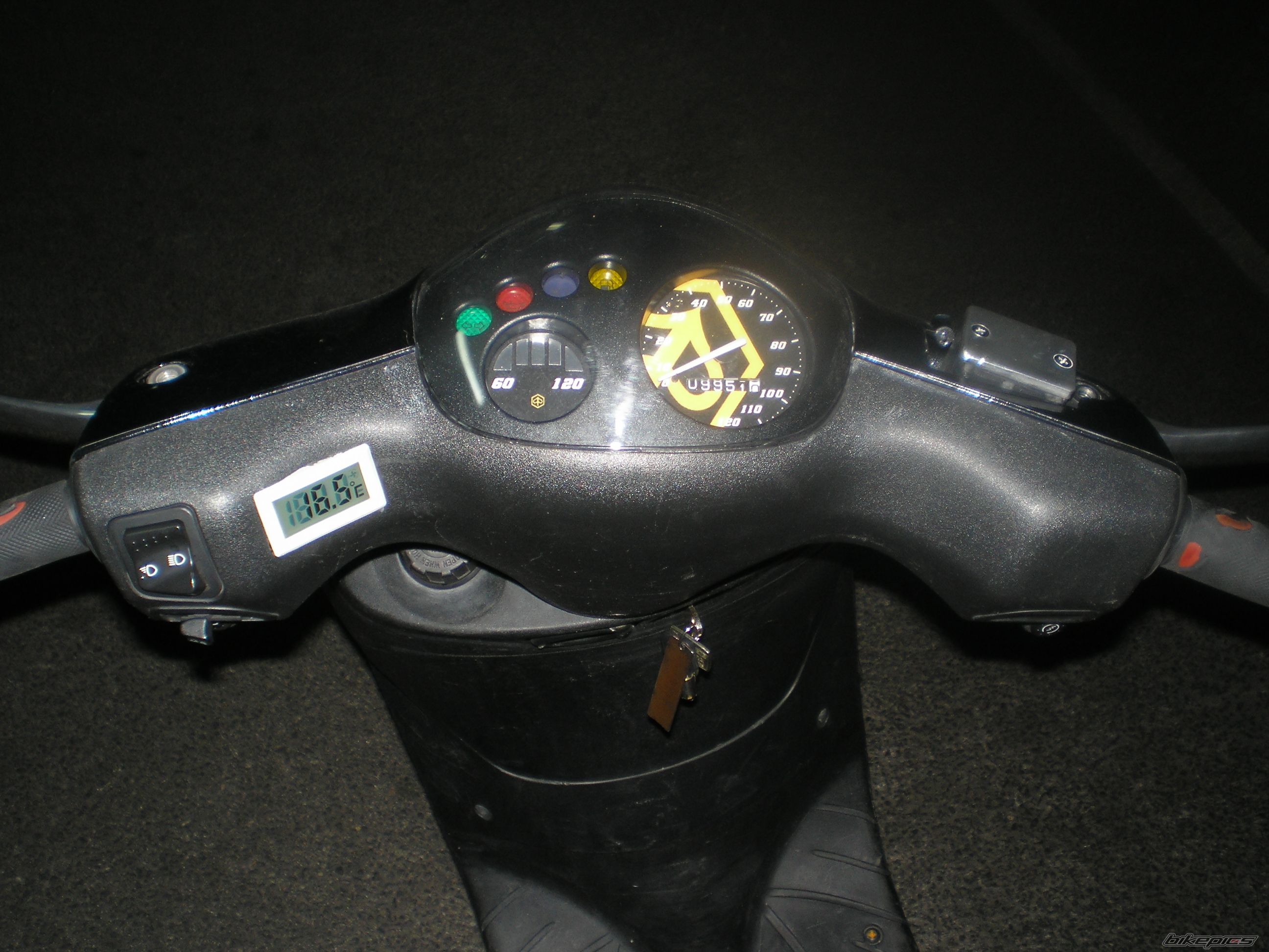 Photo 2013504