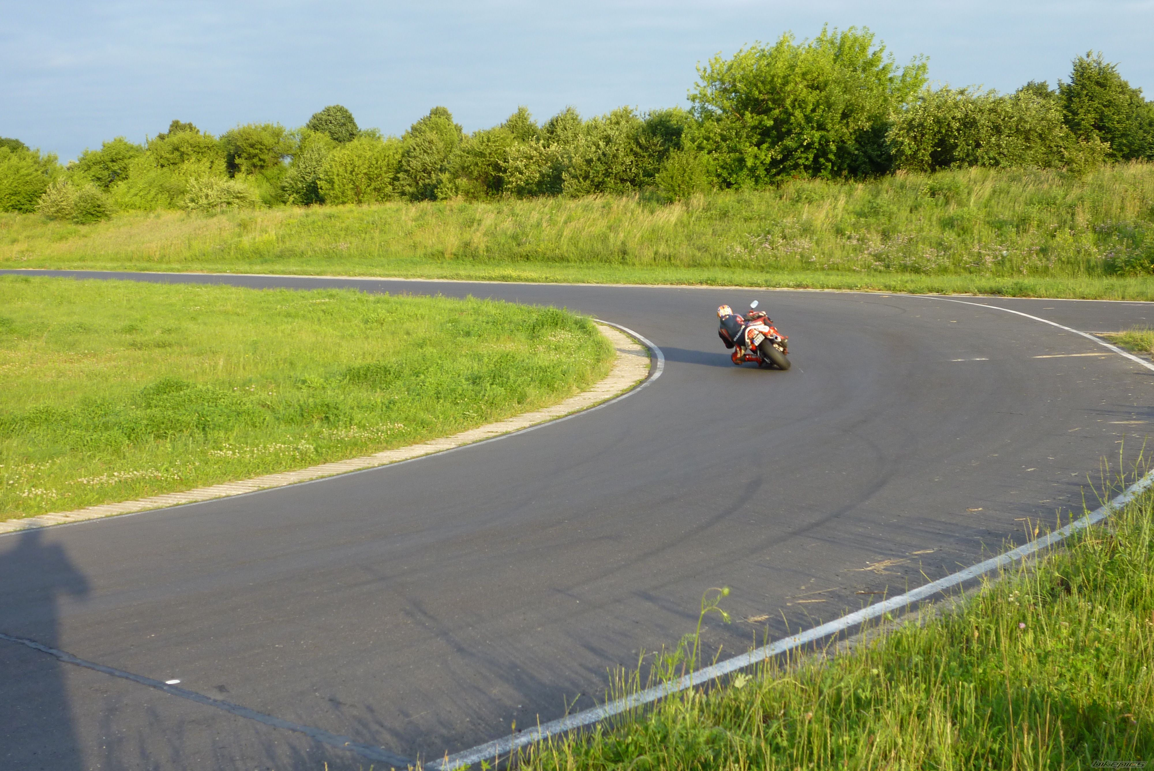 Photo 2013779