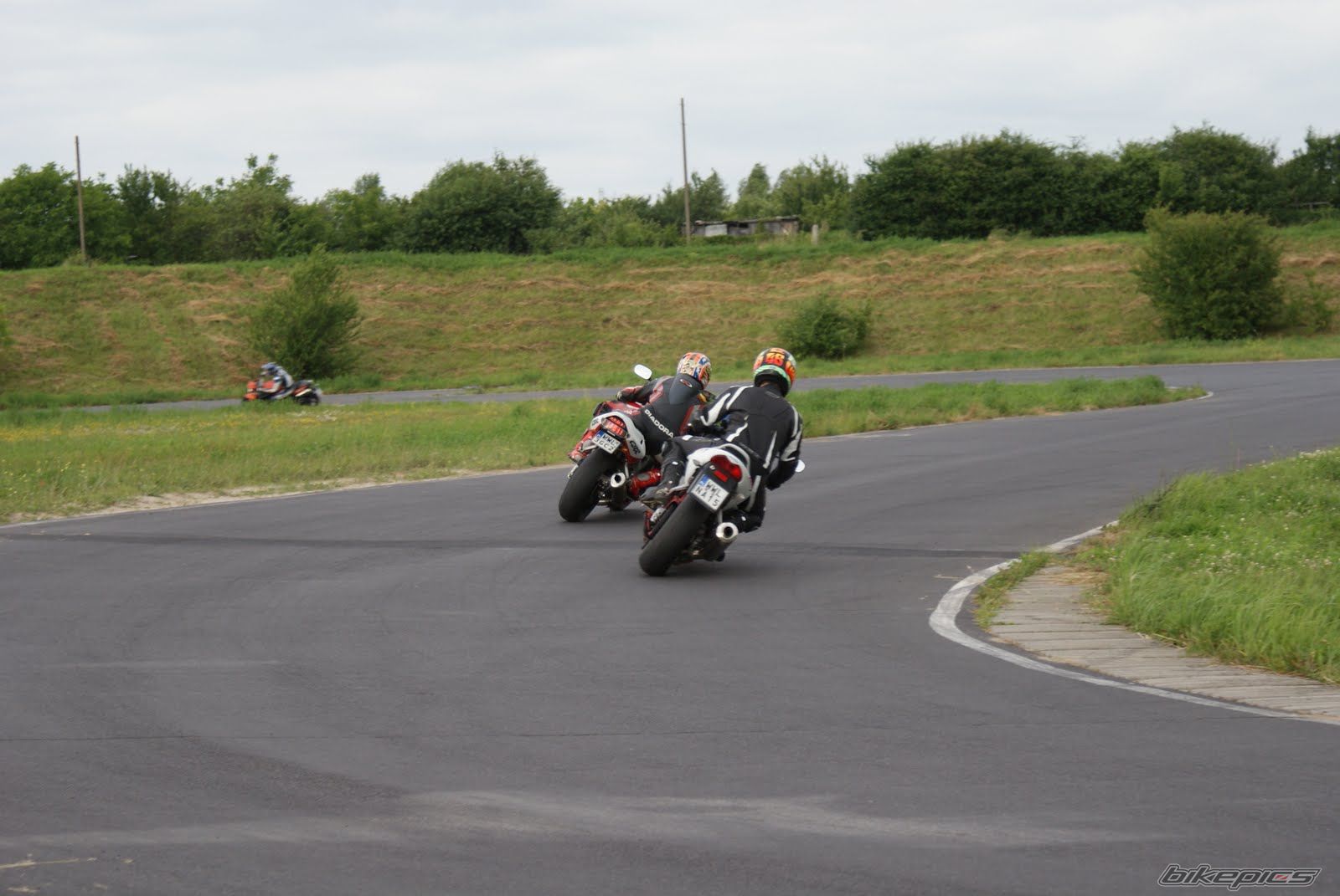 Photo 2013825