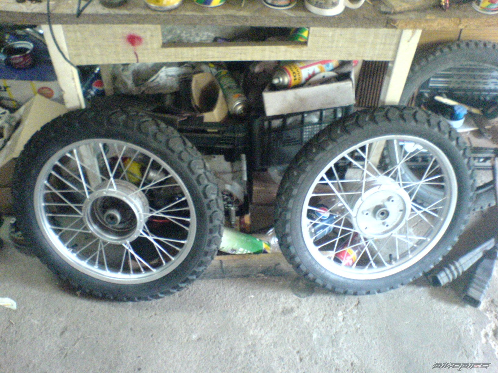 Photo 2013879