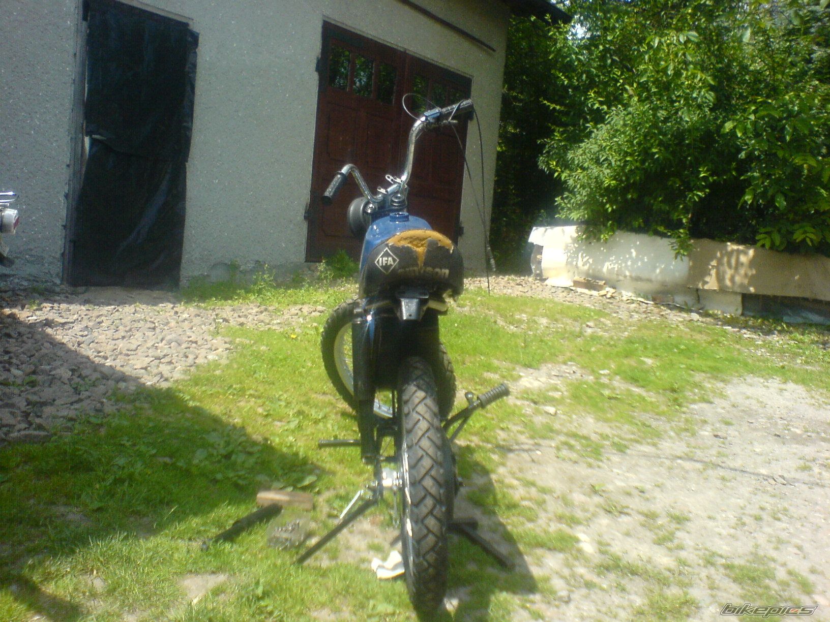 Photo 2013891
