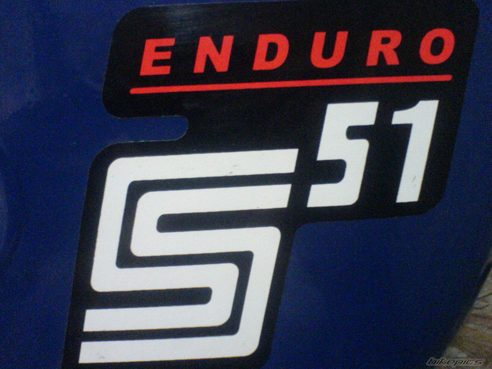 Photo 2013899