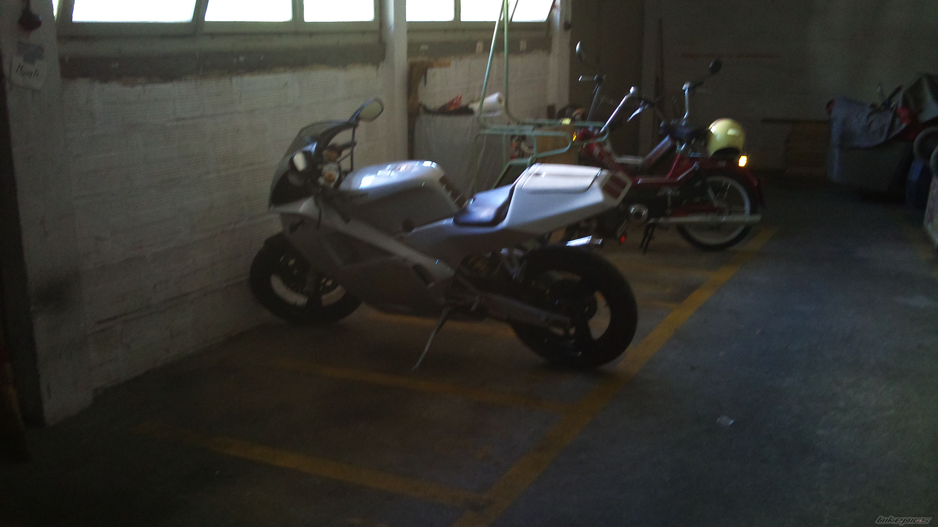 Photo 2013957