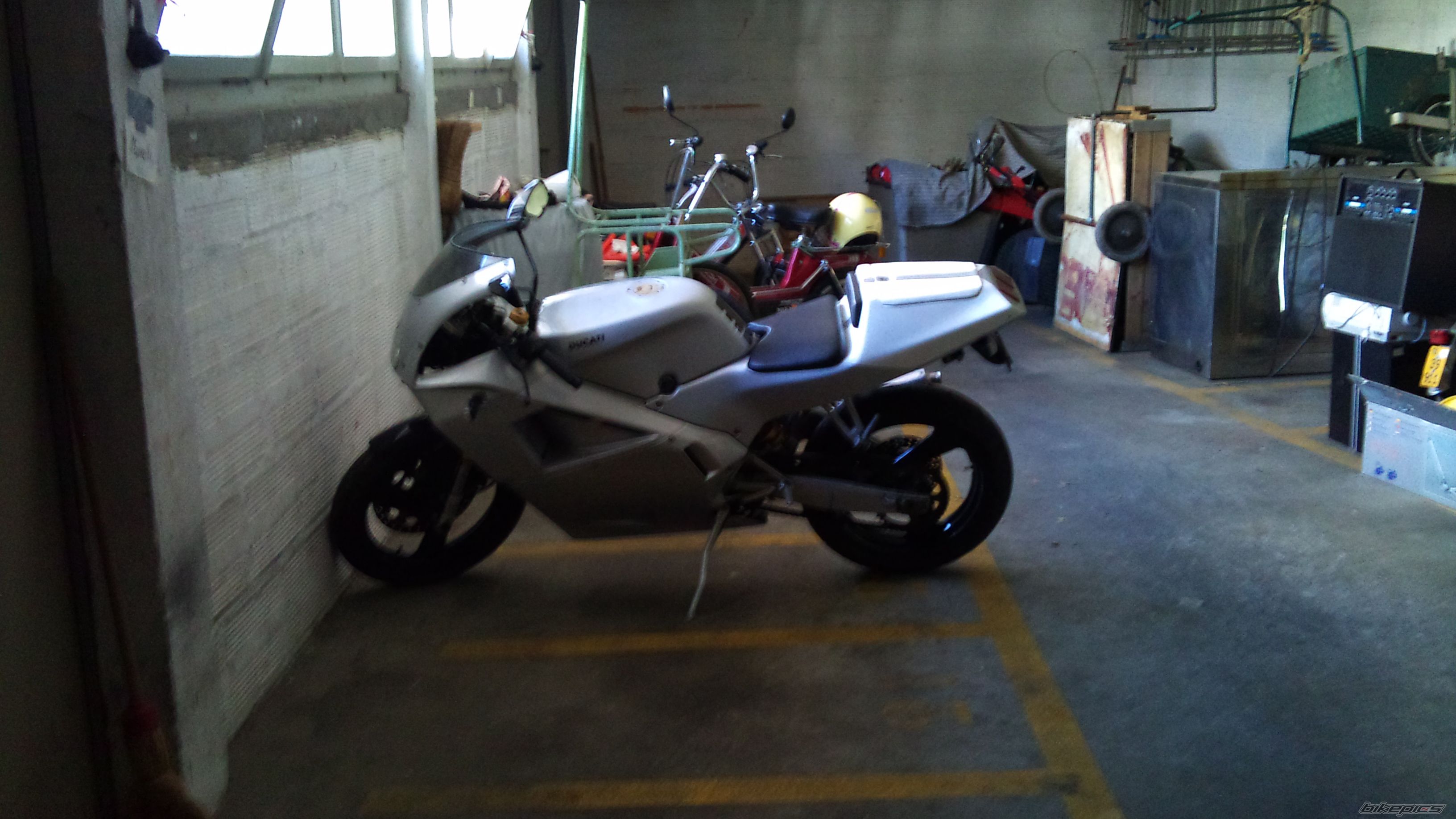 Photo 2013958
