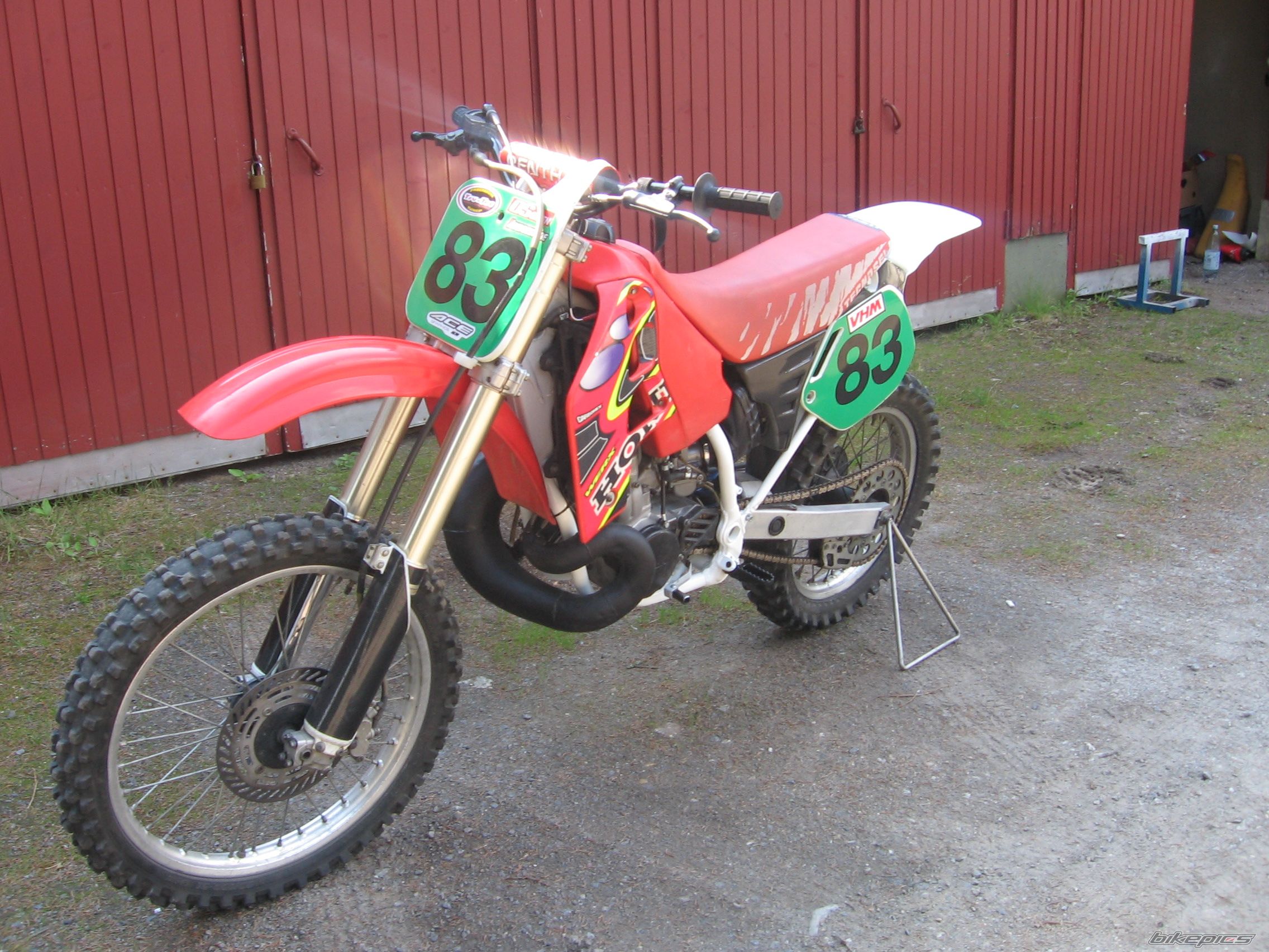 Photo 2014888