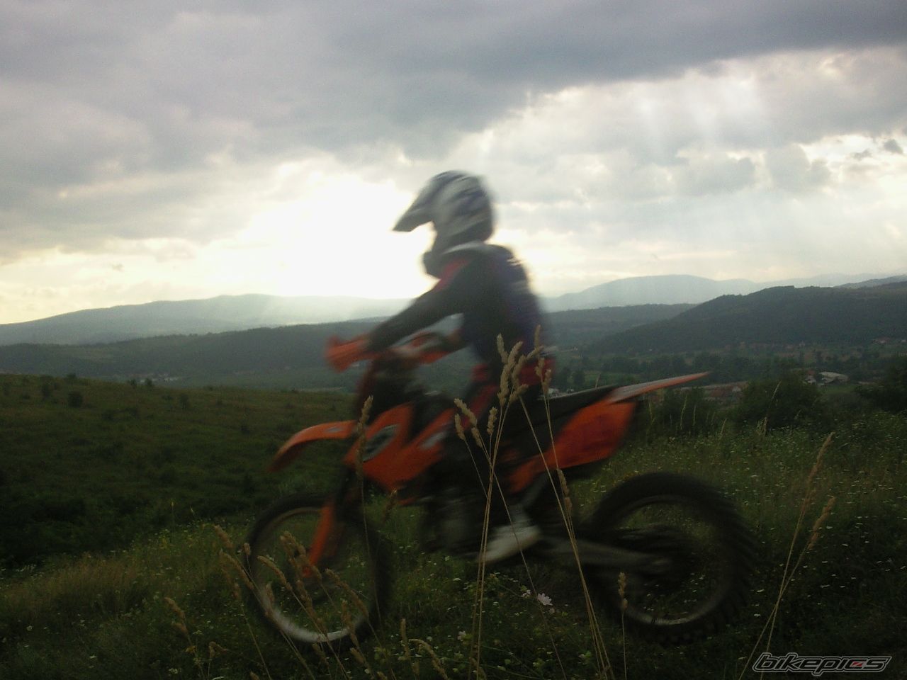 Photo 2014985