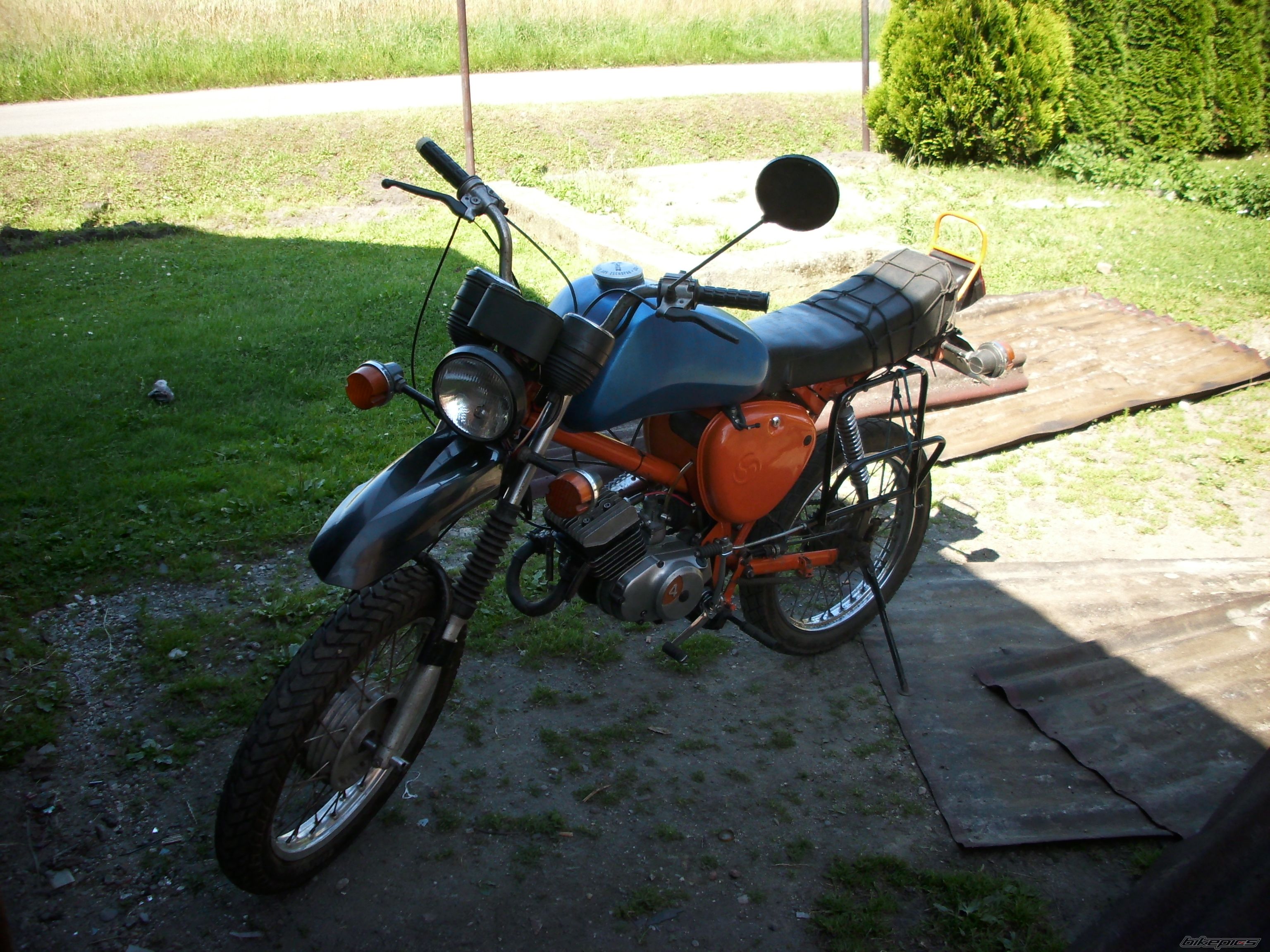 Photo 2015785