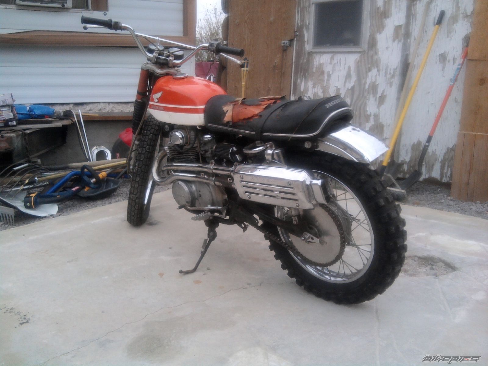 Photo 2015894