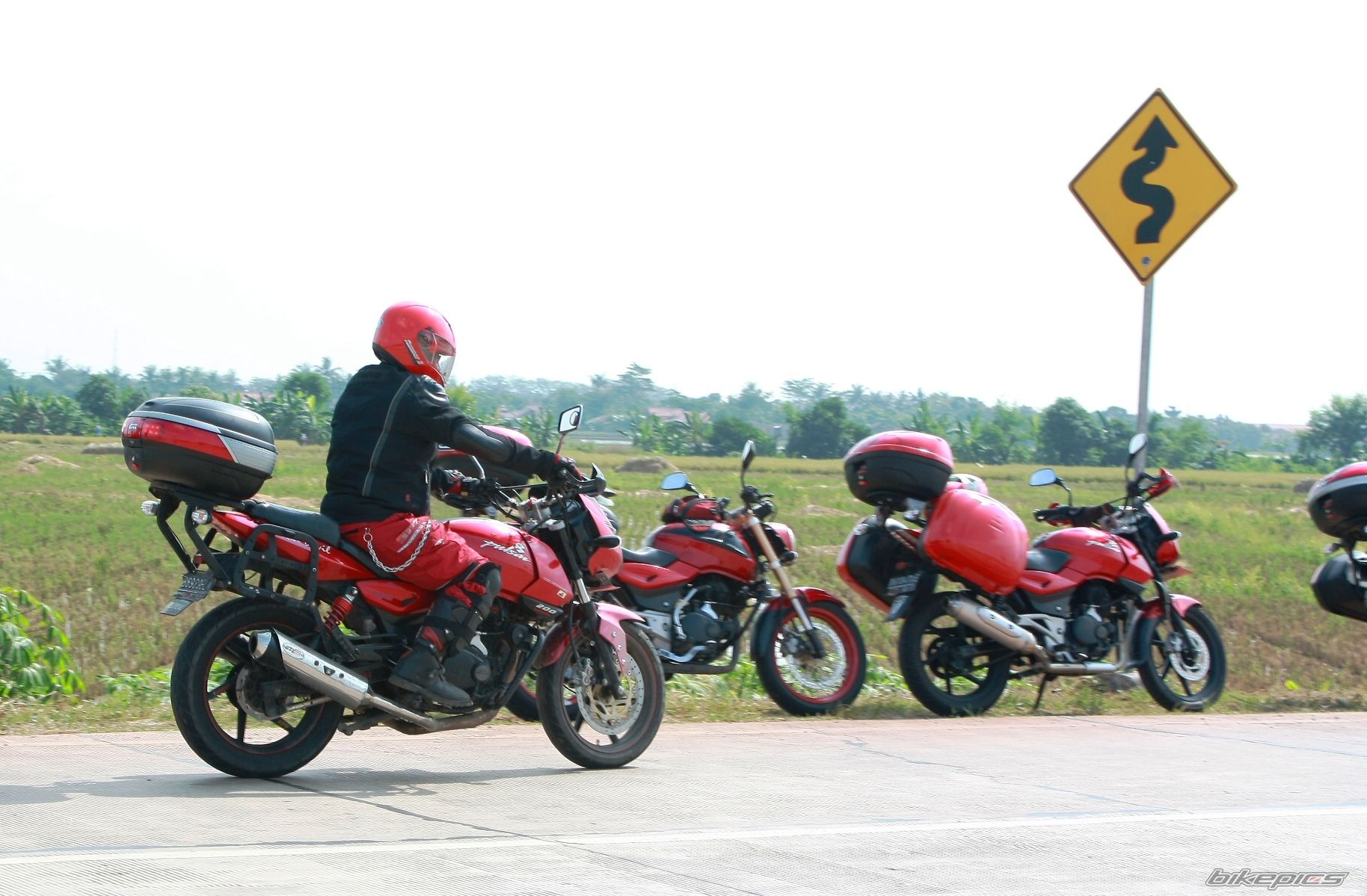 Bike Photo 2016765
