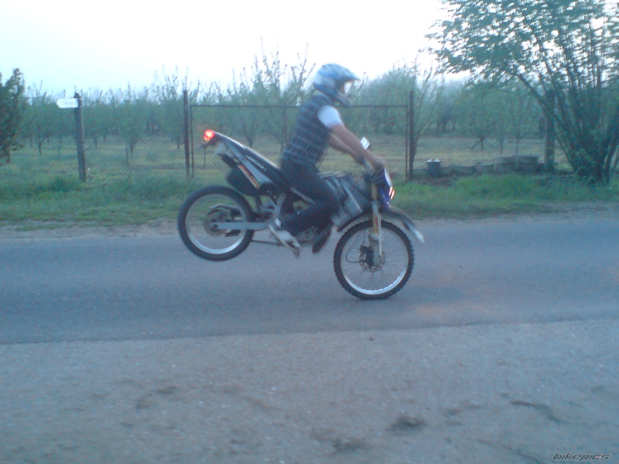 Bike Photo 2017389