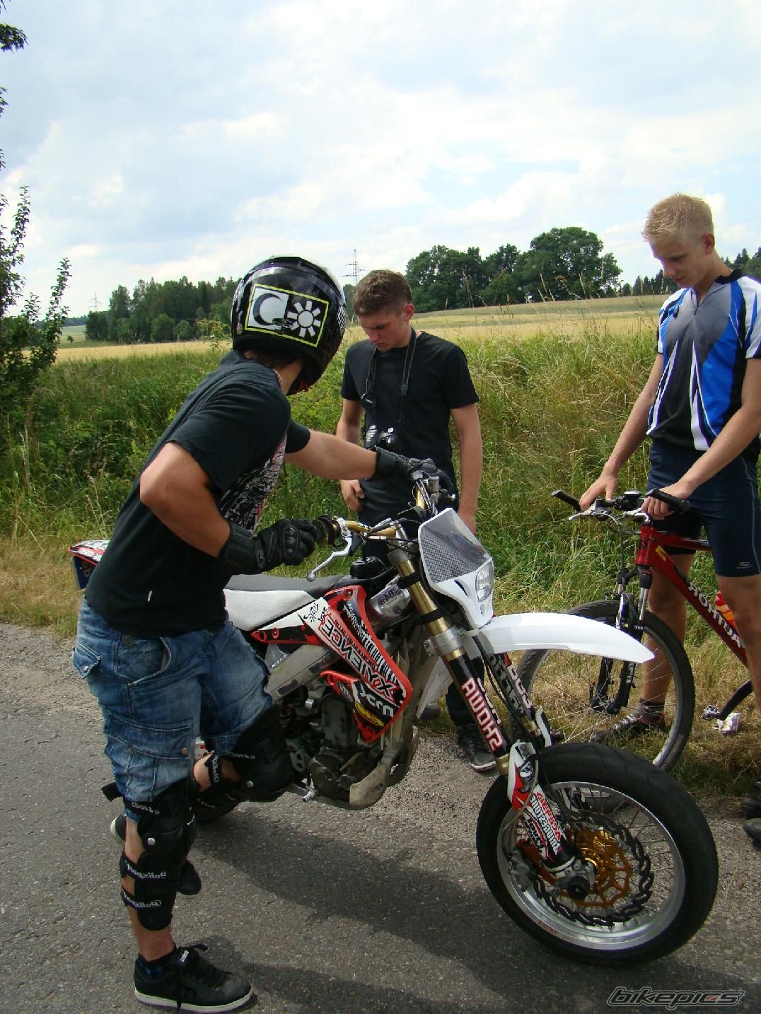 Bike Photo 2019182