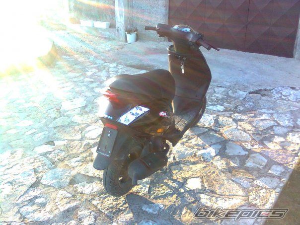 Photo 2019611