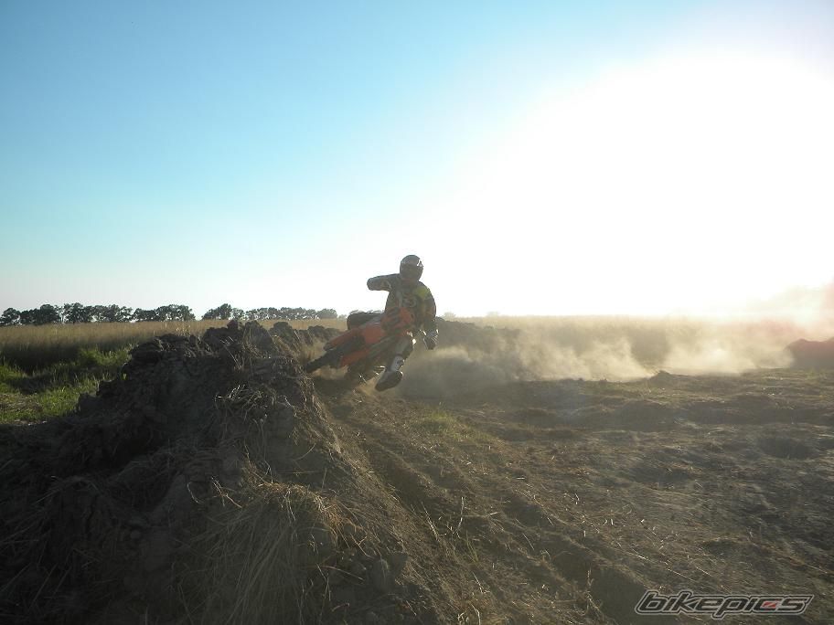 Photo 2020097
