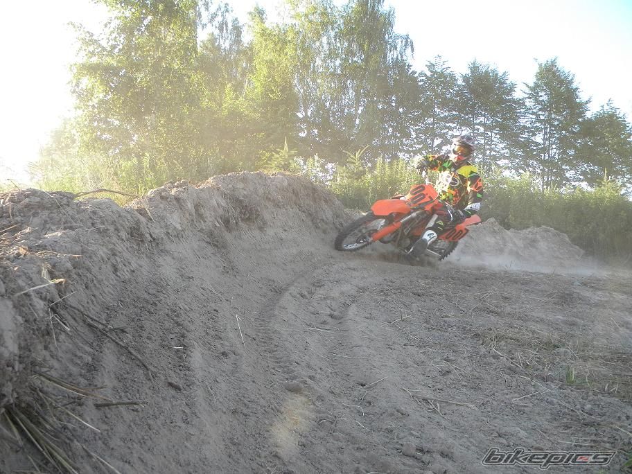 Photo 2020098
