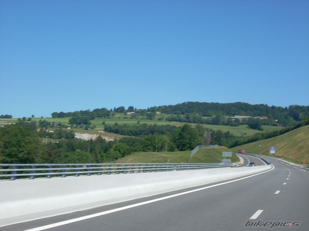 Bike Photo 2020122