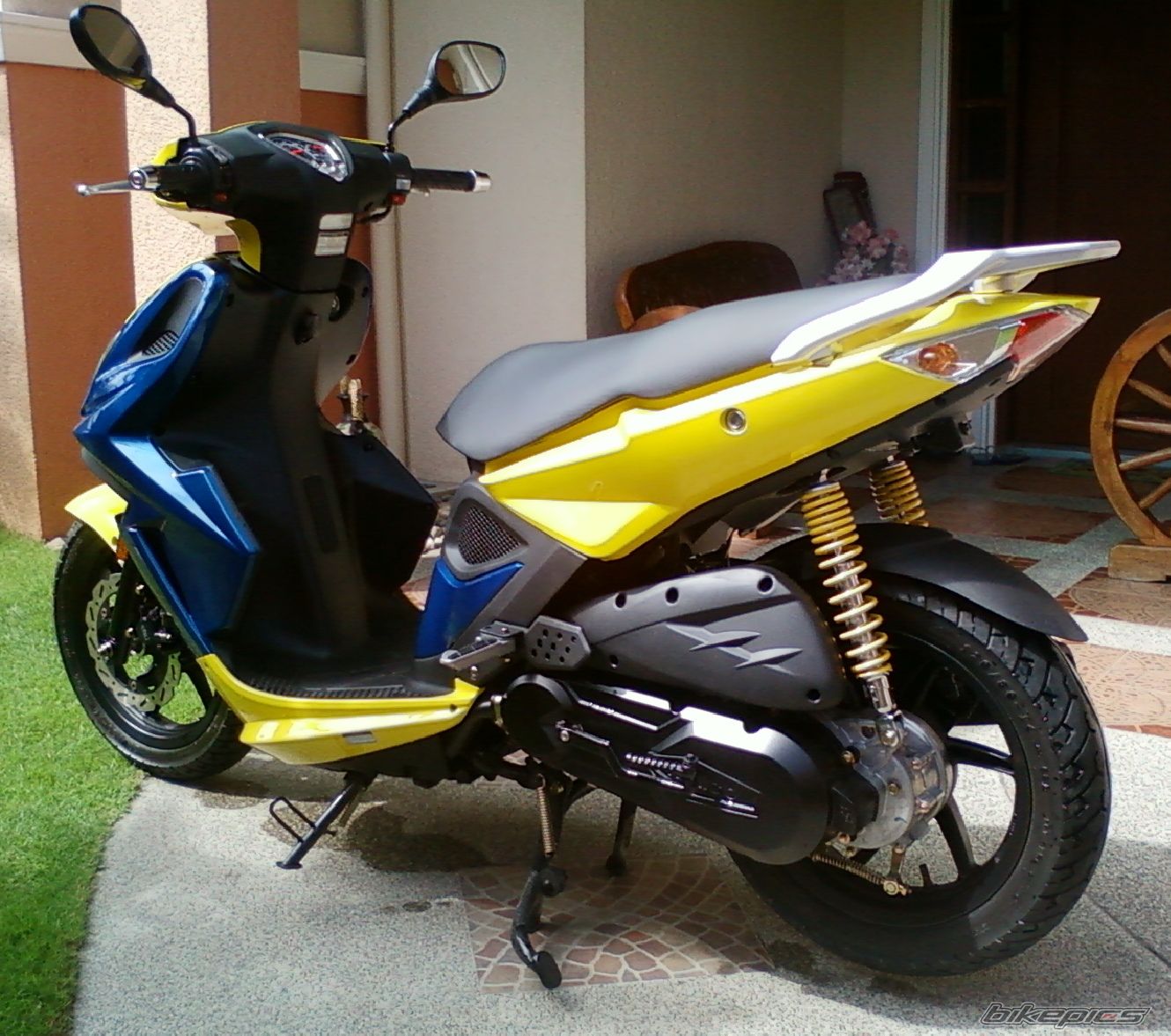 Photo 2020437