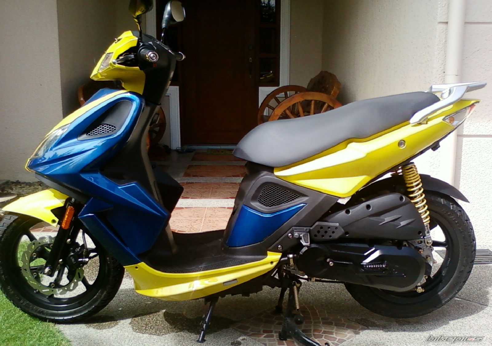 Photo 2020442
