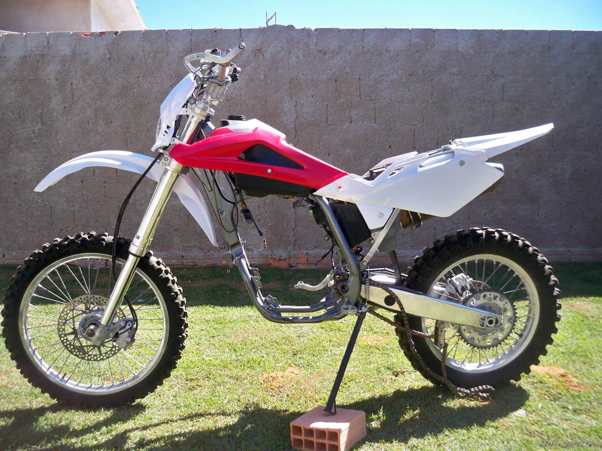 Photo 2022768