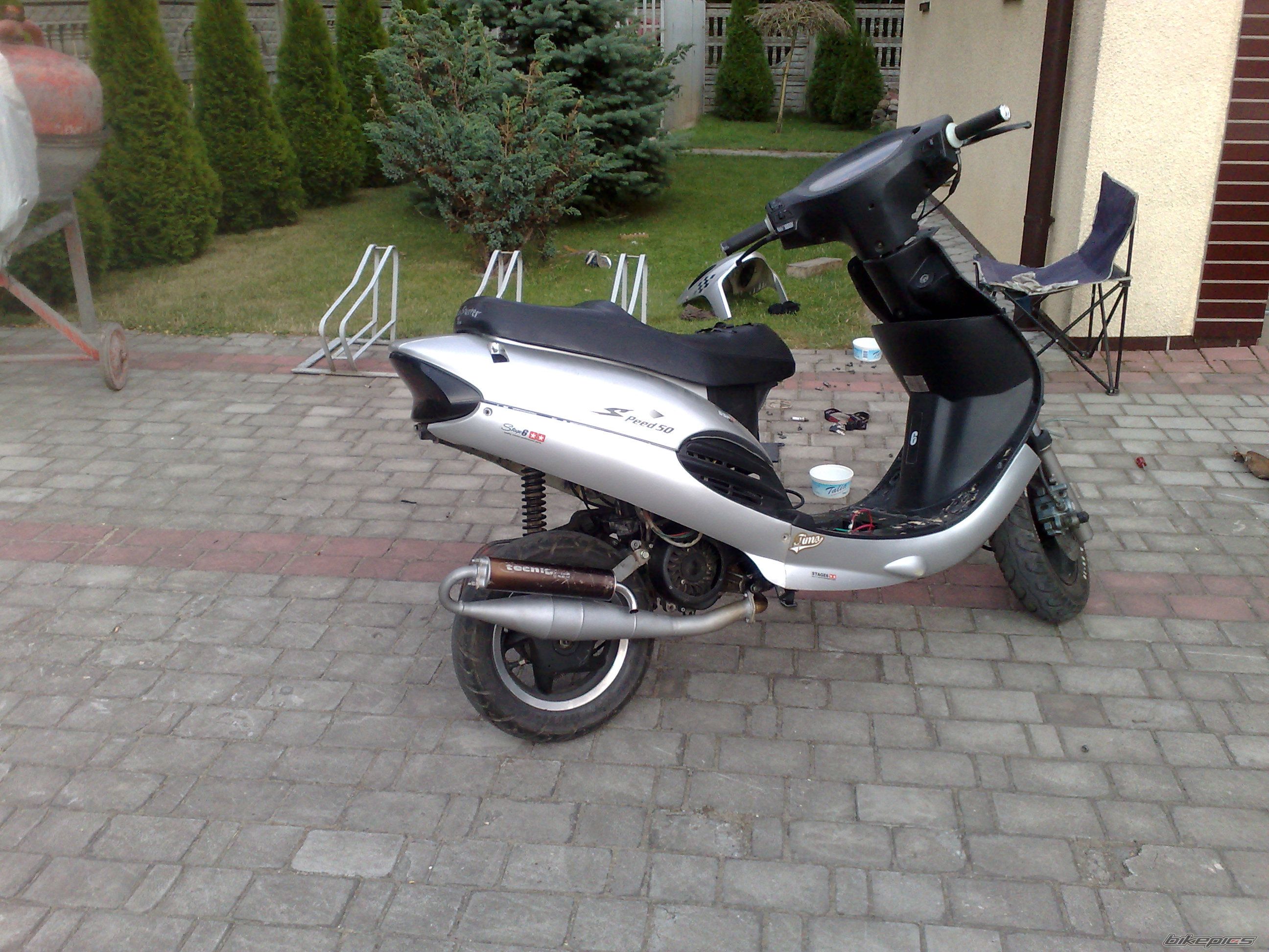 Photo 2022899