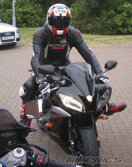 Photo 2022944