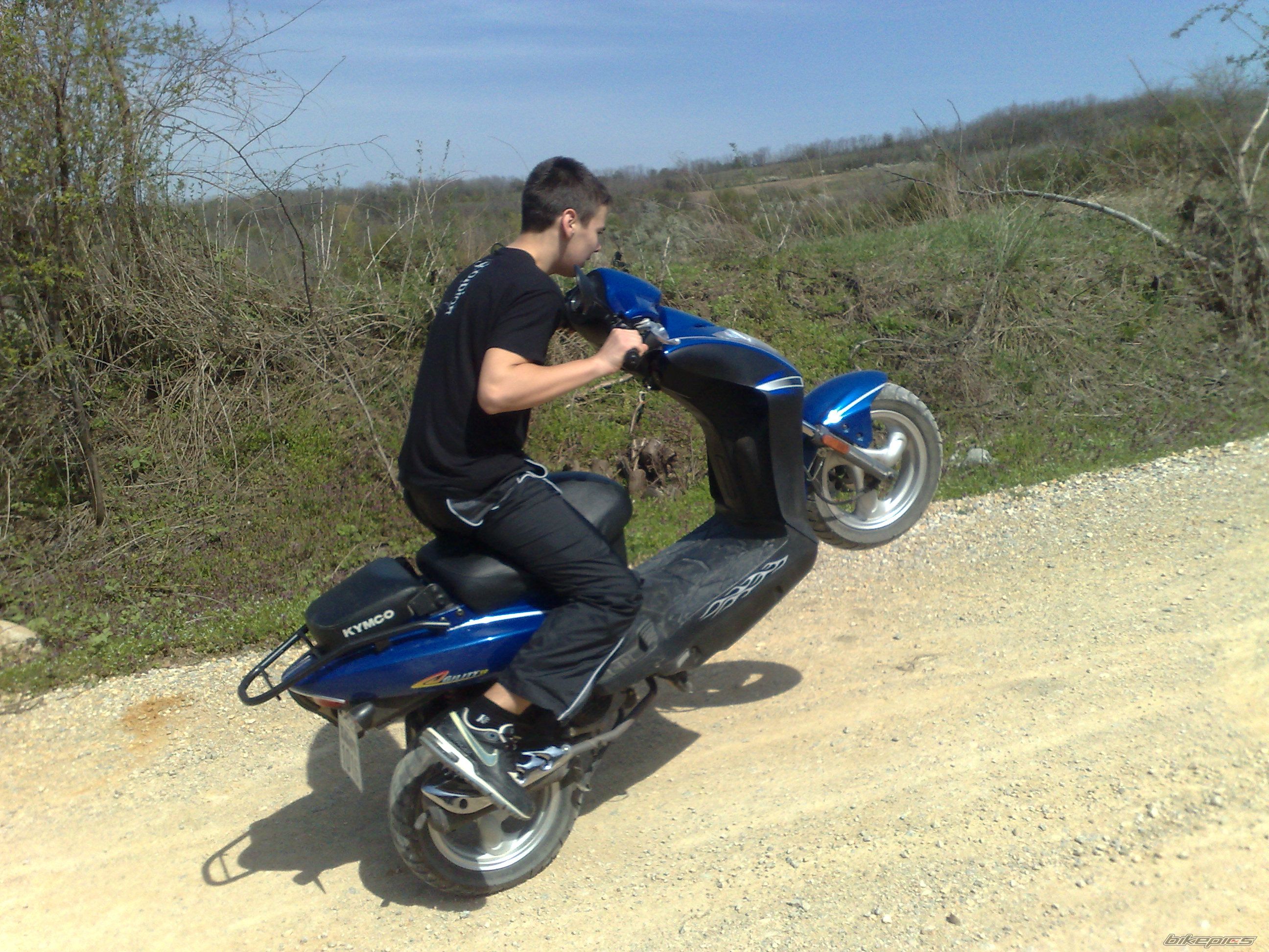 Photo 2023641