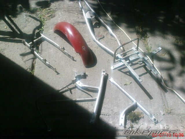 Photo 2023893