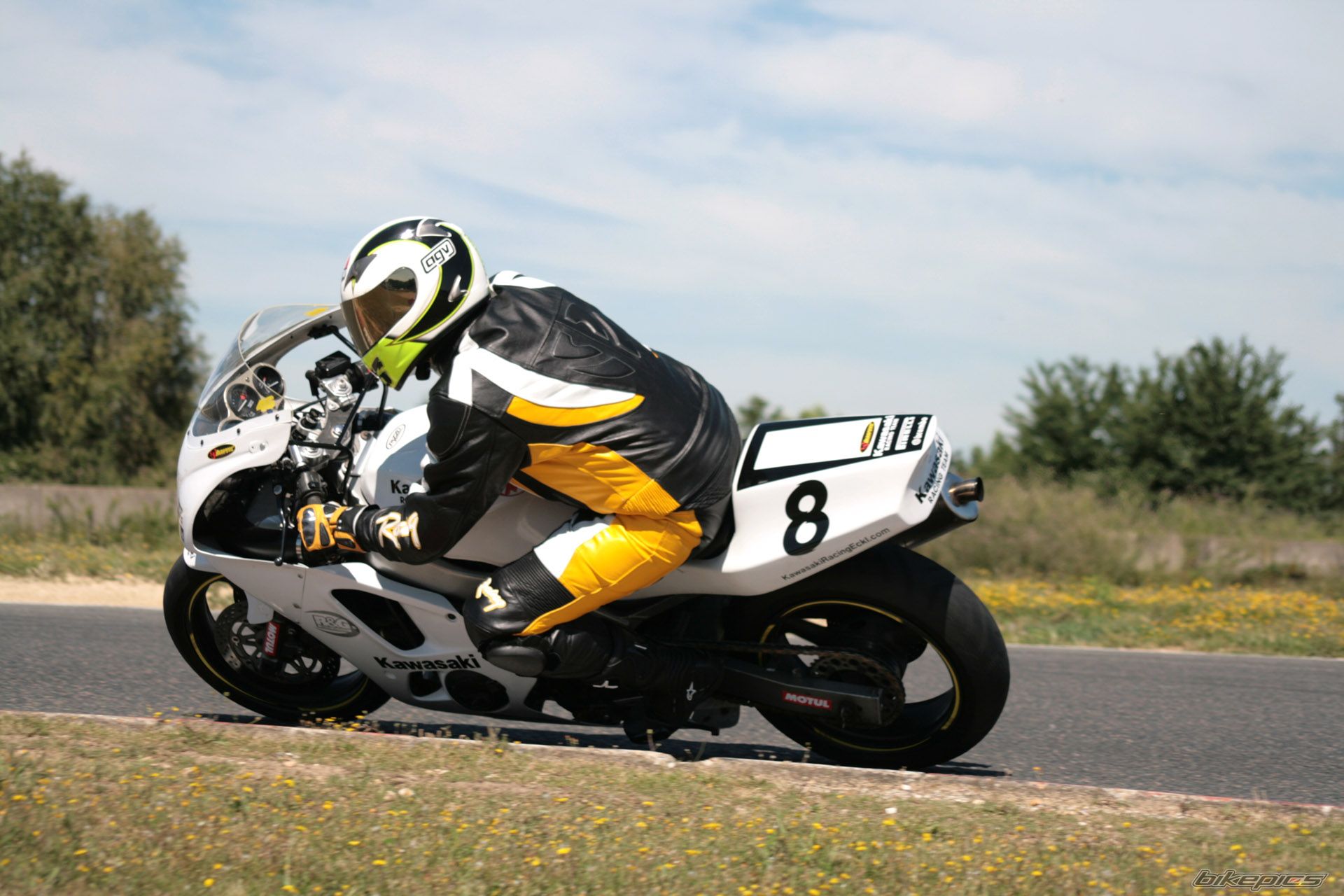 Bike Photo 2023938