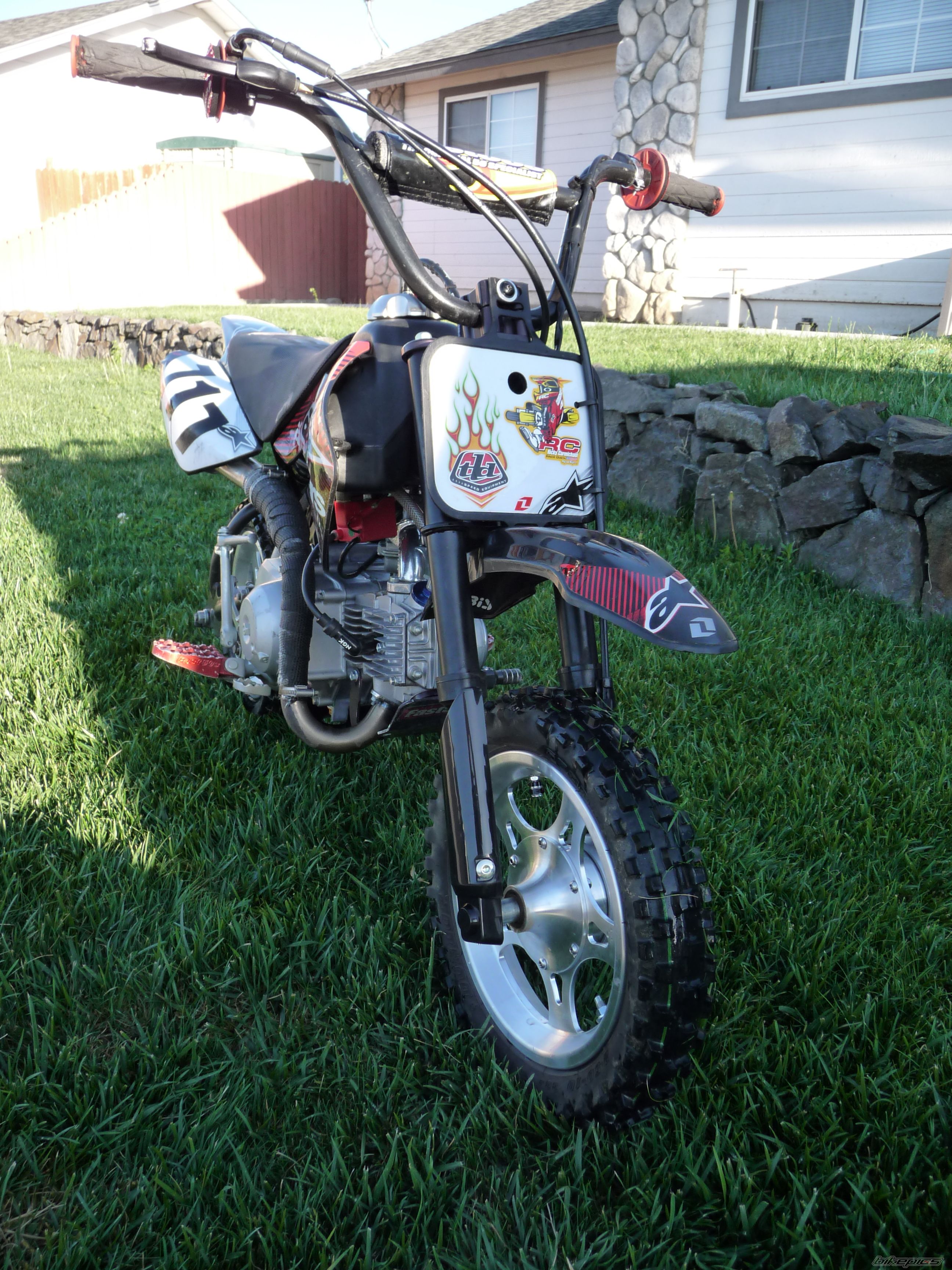 Photo 2023975