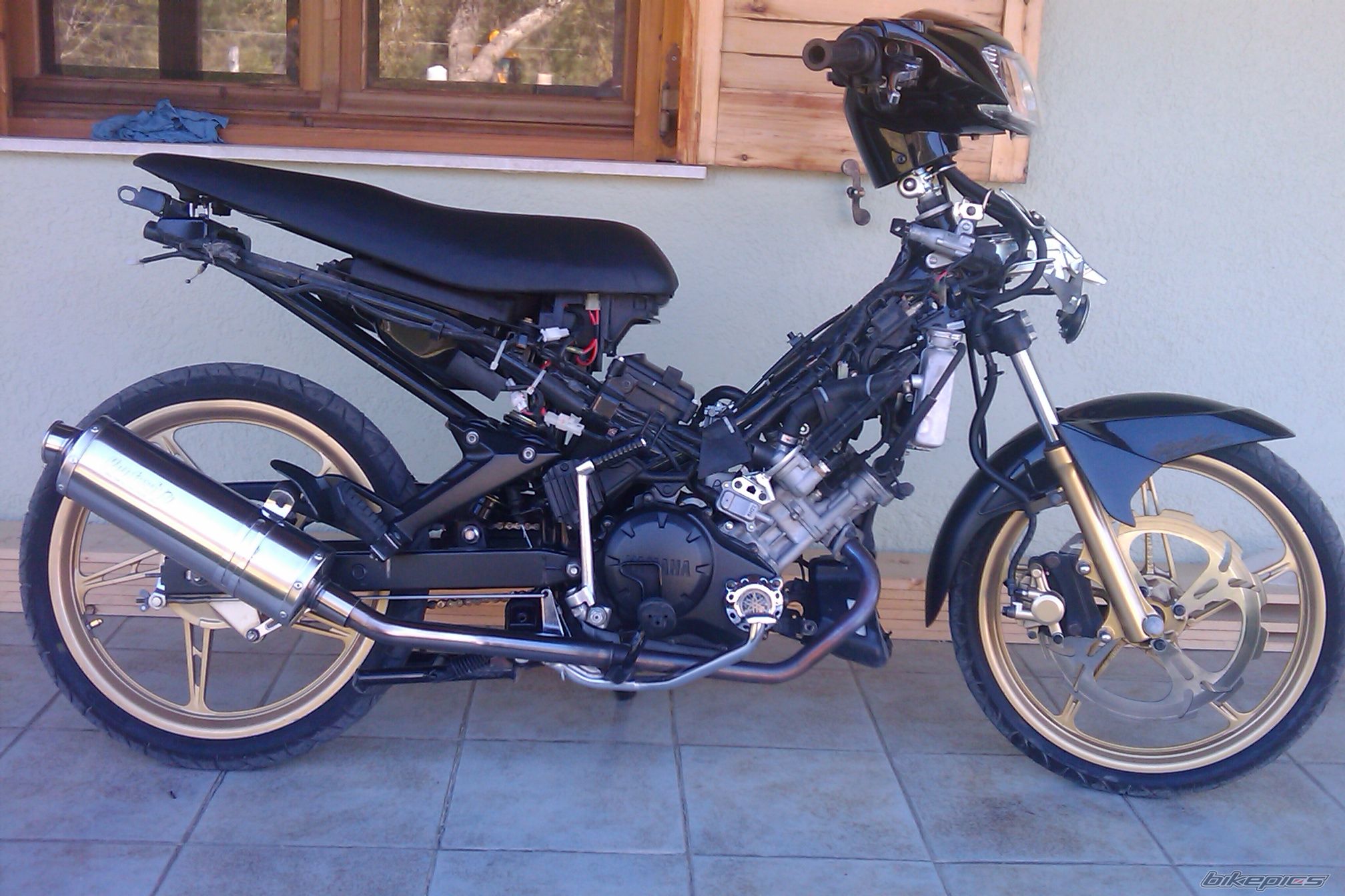 Photo 2024534