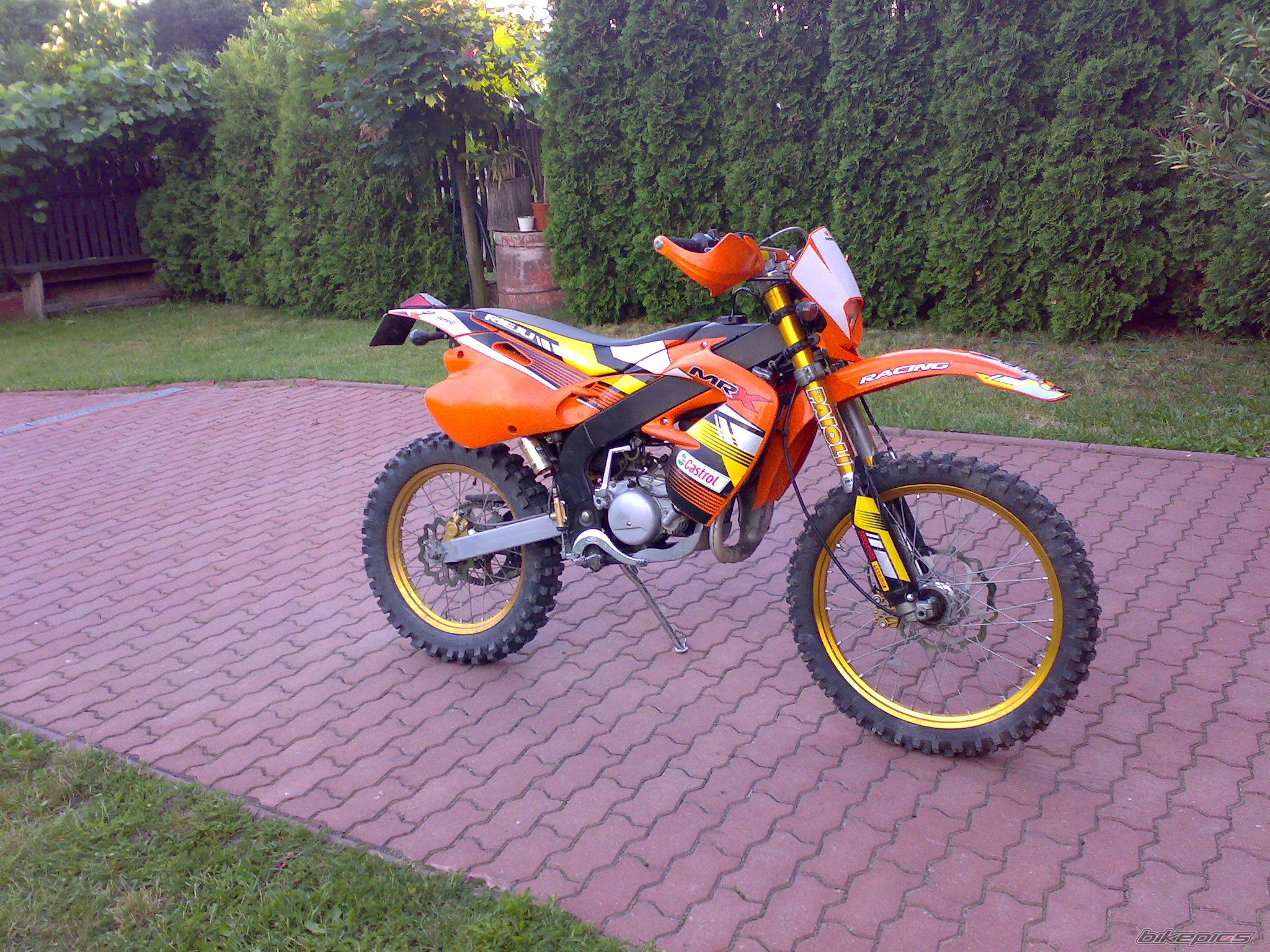 Bike Photo 2024586