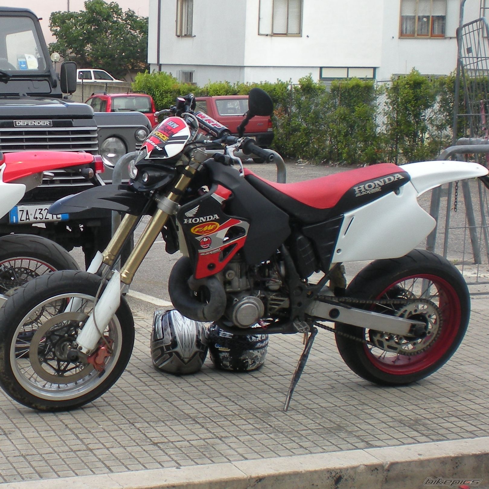 Photo 2024589