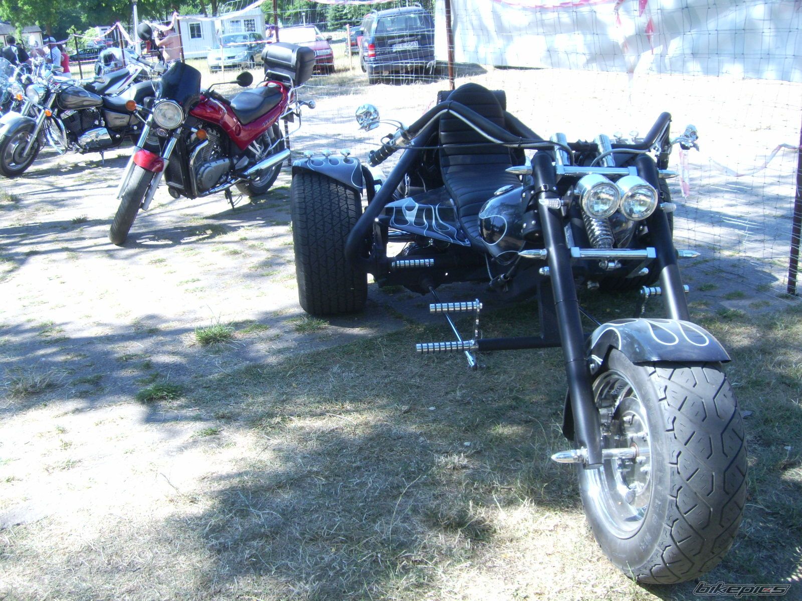 Photo 2024639