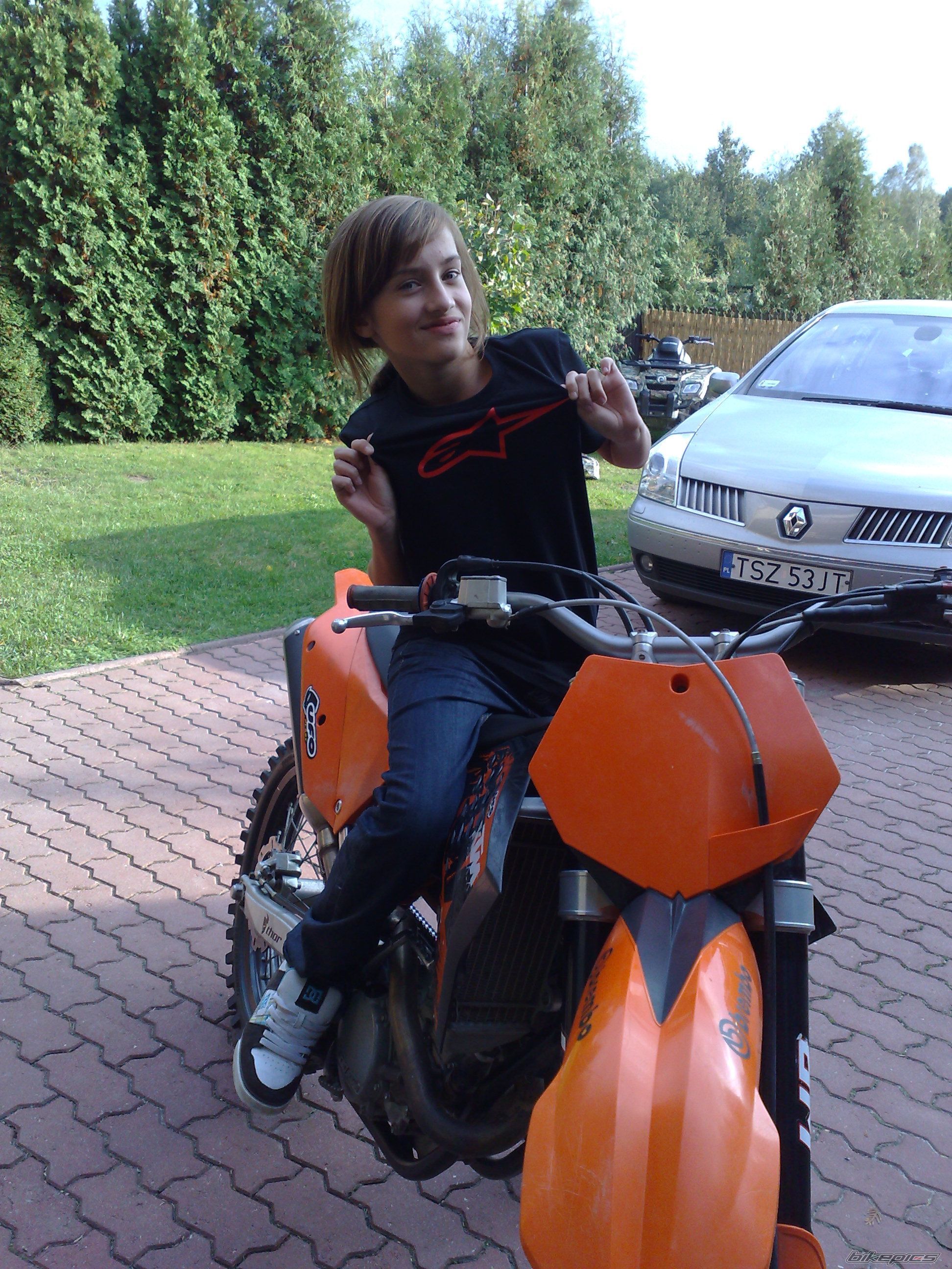 Photo 2024749