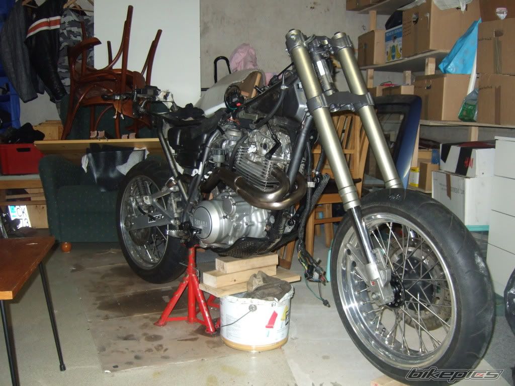 Photo 2024879