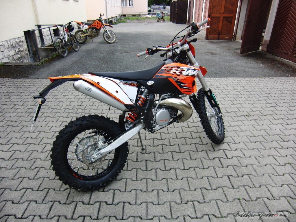 Photo 2025257