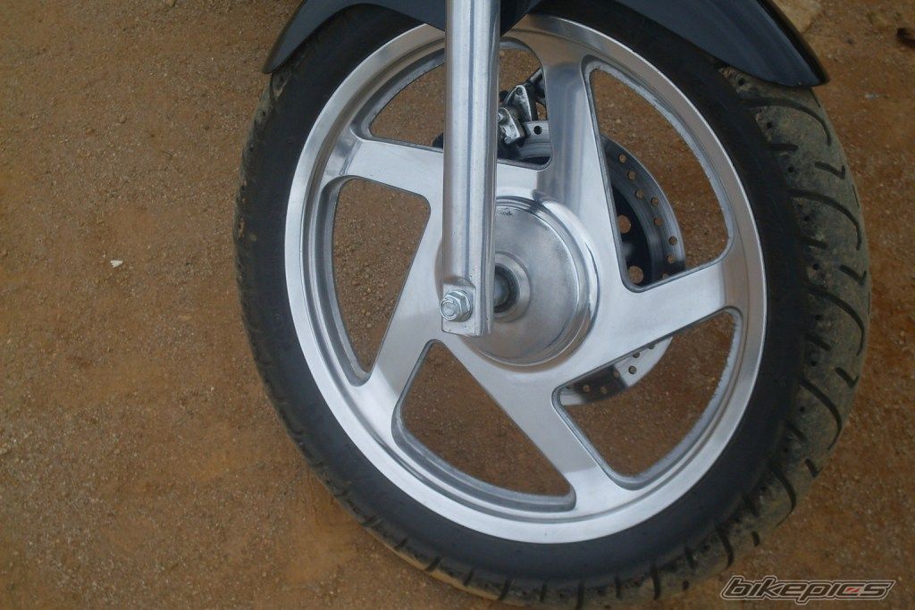 Photo 2025578