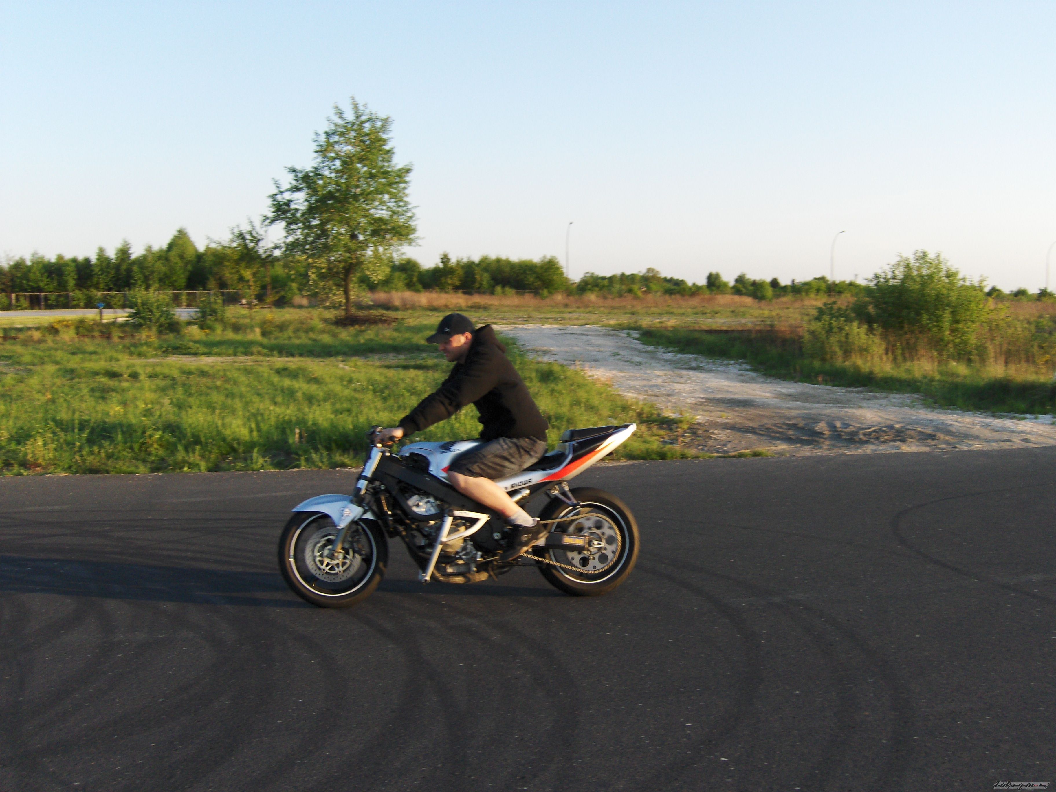 Bike Photo 2025624