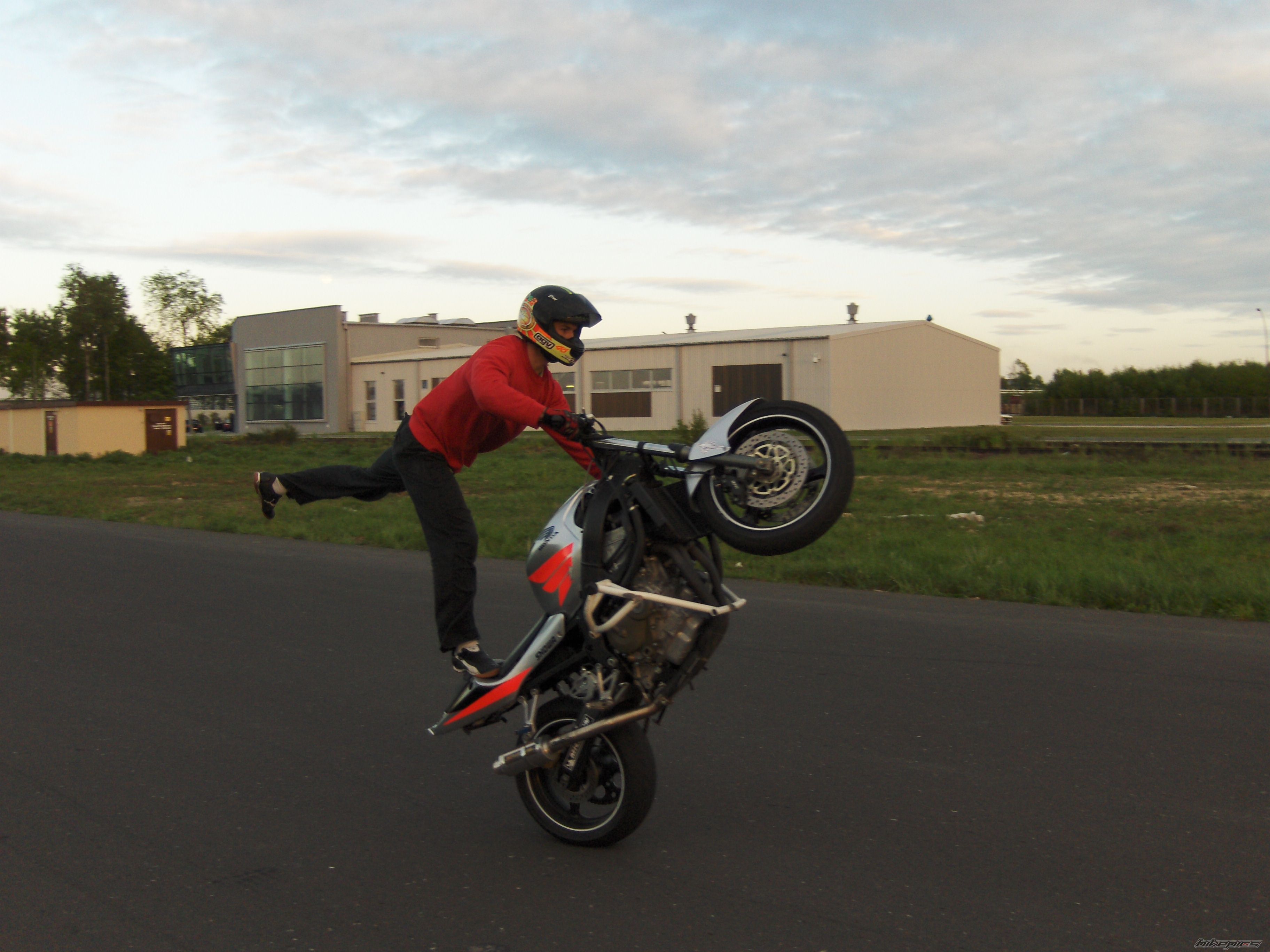 Bike Photo 2025628