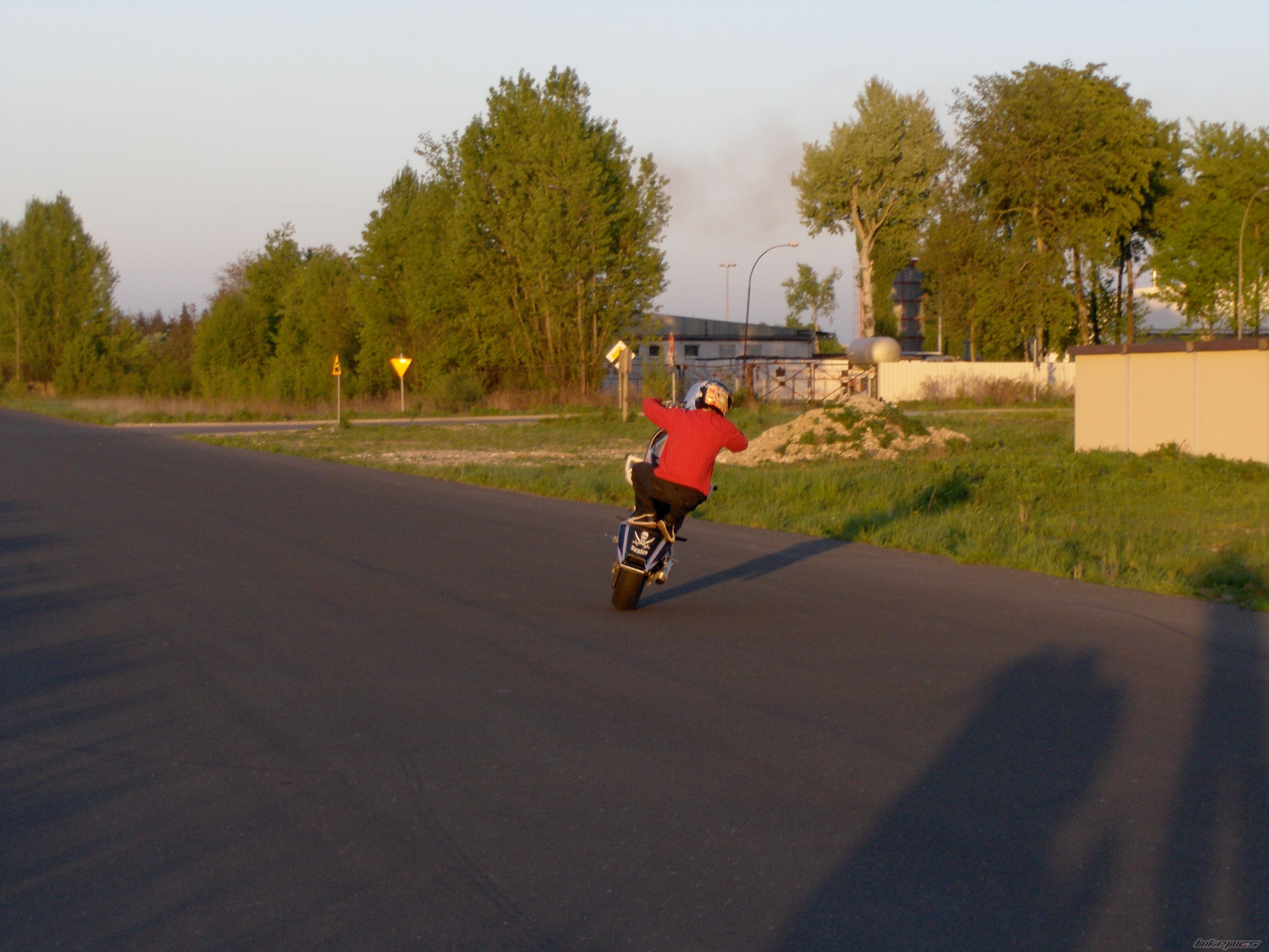 Bike Photo 2025635
